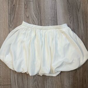 VICI bubble skort white Xs NEW with tags